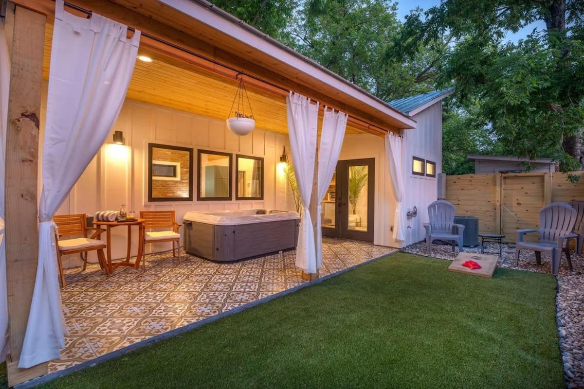 Petit Paradis Studio With Hot Tub 弗雷德里克斯堡 外观 照片
